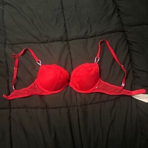 victoria secret red never worn push-up bra